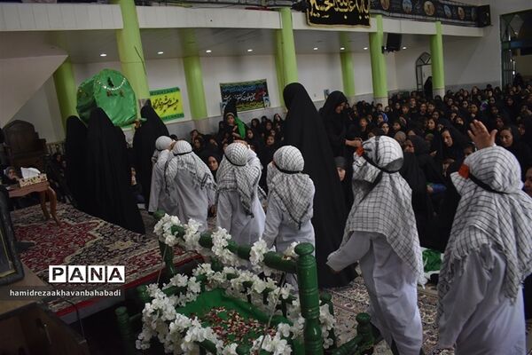 همایش شیرخوارگان  حسینی دربهاباد