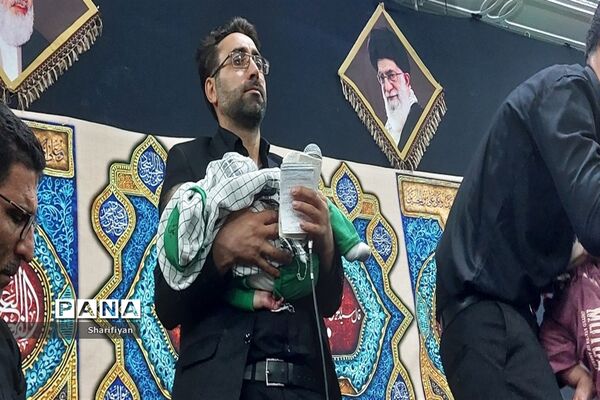 مراسم شیرخوارگان حسینی در مصلی شهر گز برخوار
