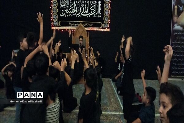 عزاداری عاشقان حسینی در هیات دانش‌آموزی خلیل‌آباد