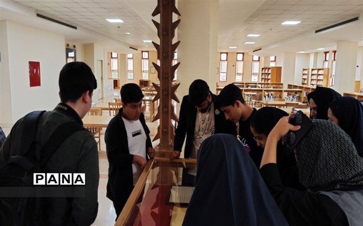 جوانان به هویت ایرانی و اسلامی خود افتخار می‌کنند