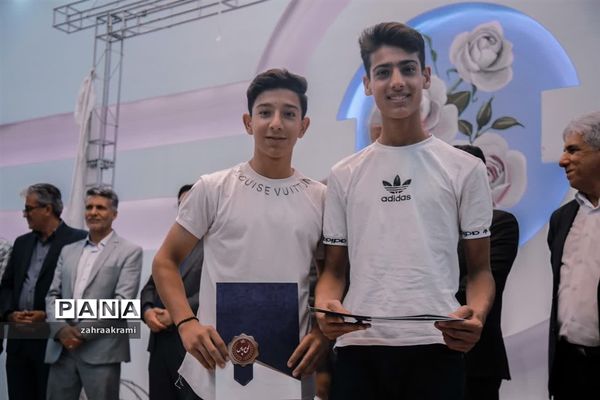 برگزاری اختتامیه جشنواره تابستانه دانش‌آموزی در ابرکوه