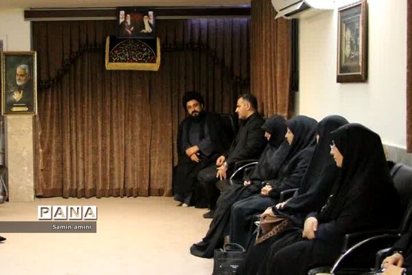 تقدیر از بانوان محجبه ورزشکار رودهن توسط امام جمعه