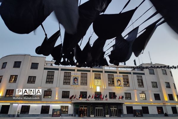 حال و هوای گلزار شهدای گمنام مشهد مقدس در ماه عزای اشرف اولاد آدم