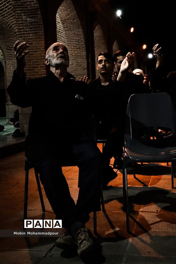 مراسم سوگواری اباعبدالله الحسین (ع) در مسجد کبود تبریز