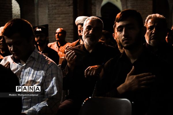 مراسم سوگواری اباعبدالله الحسین (ع) در مسجد کبود تبریز