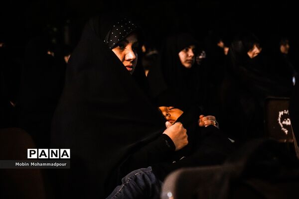 مراسم سوگواری اباعبدالله الحسین (ع) در مسجد کبود تبریز