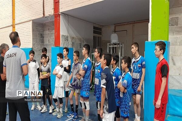 شیروان میزبان انتخابی والیبال استانی پسران مقطع ابتدایی