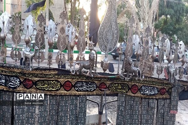 پذیرایی از عاشقان اباعبدالله الحسین(ع) در موکب‌های مشهد مقدس