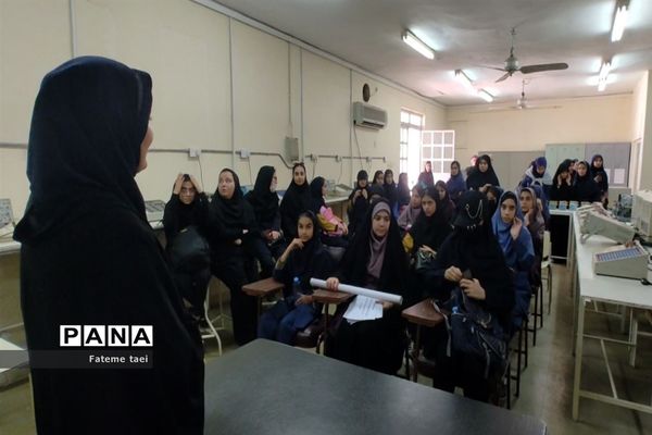 اردوی راهیان پیشرفت دانش‌آموزان اهوازی