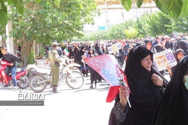 تظاهرات محکومیت اهانت و جسارت به قرآن کریم و محکومیت رفتار سخیف دولت سوئد در شهرستان بجنورد