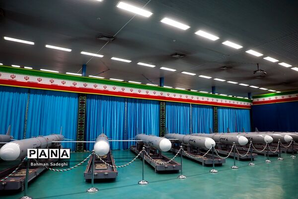 آیین الحاق موشک کروز دریایی ابومهدی به نیروی دریایی ارتش و سپاه