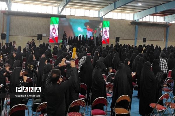 همایش بزرگ رهروان زینبی در شهرستان‌قرچک