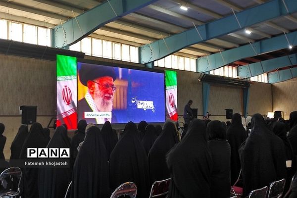 همایش بزرگ رهروان زینبی در شهرستان‌قرچک