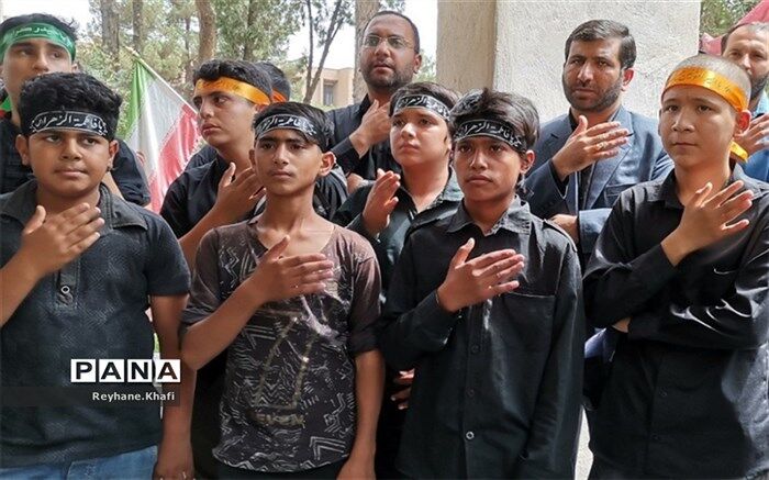 سوگواره احلی من العسل در پاکدشت با حضوران دانش‌آموزان حسینی/فیلم