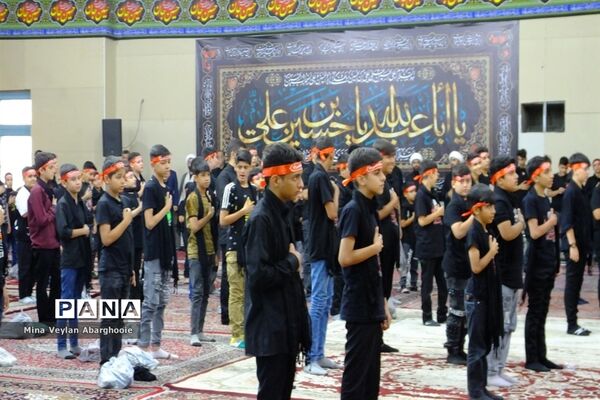 حضور دانش‌آموزان حسینی در یازدهمین سوگواره احلی من العسل شهرستان پیشوا