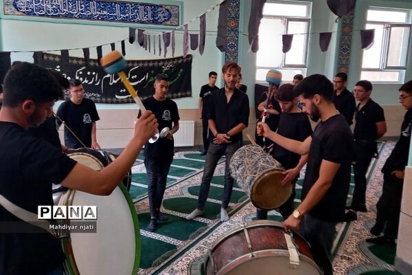 یازدهمین سوگواره سراسری احلی من العسل  در دبیرستان ابن سینا  رودهن