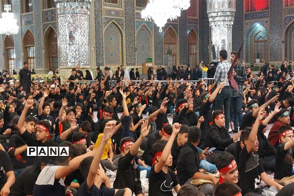 سوگواره  احلی من العسل با محوریت نوجوانان در حرم مطهر رضوی