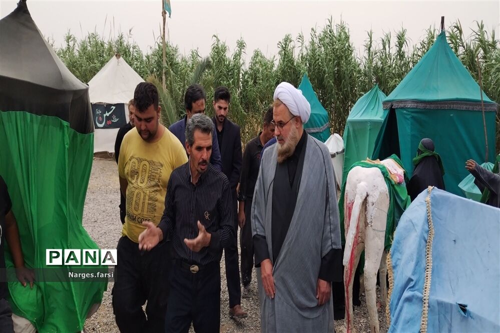افتتاح نمایشگاه «غنچه‌های خونین» جعفرآباد قم