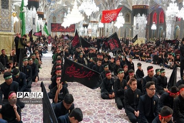 آیین سوگواره احلی من العسل در حرم مطهر رضوی