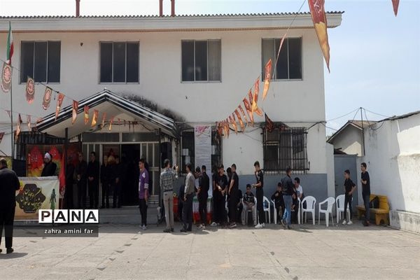 سوگواره احلی من العسل در نور