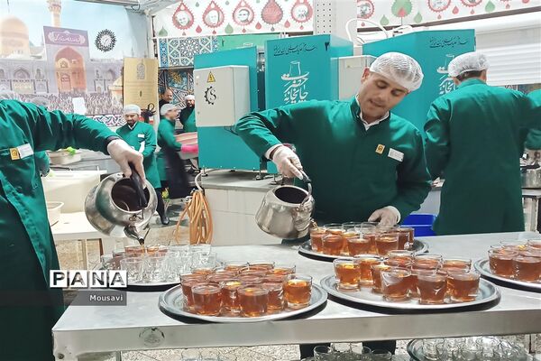 حال و هوای حرم مطهر رضوی در ایام محرم