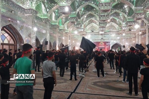 اجتماع بزرگ «احلی من العسل» در حرم مطهر حضرت سید علاءالدین (ع)