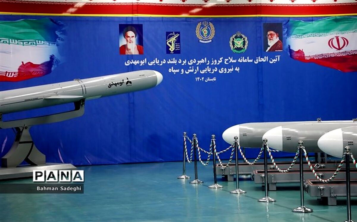 موشک کروز «ابومهدی» به ناوگان‌های نیروی دریایی ارتش و سپاه پیوست