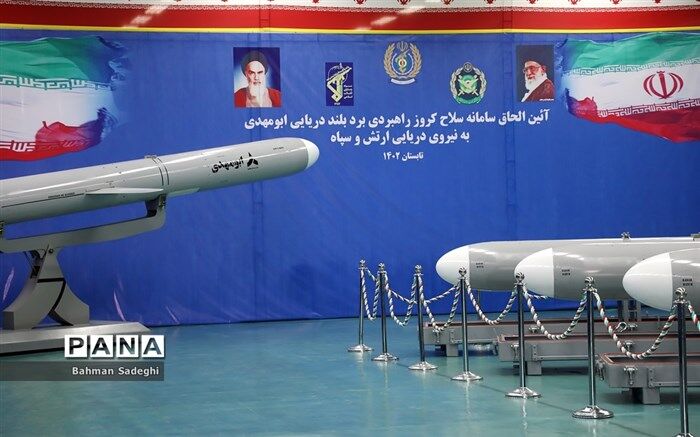موشک کروز «ابومهدی» به ناوگان‌های نیروی دریایی ارتش و سپاه پیوست