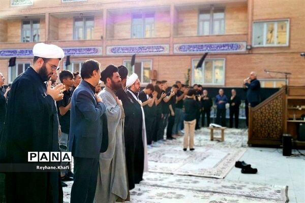 عزاداری محرم در حوزه علمیه امام جعفر صادق(ع) پاکدشت