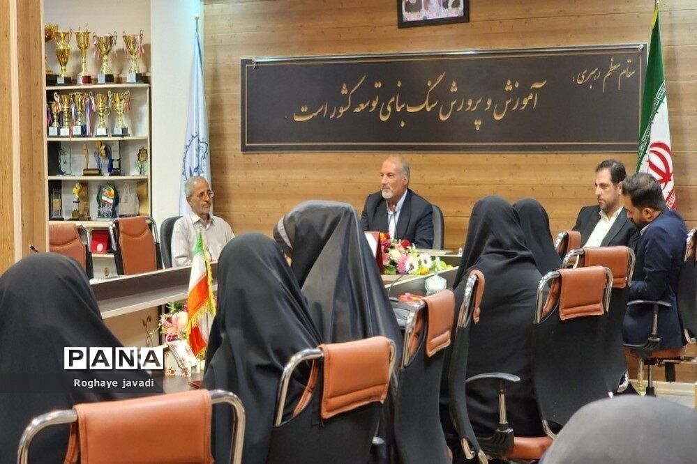 کارگاه دختران فاطمی در ناحیه یک بهارستان