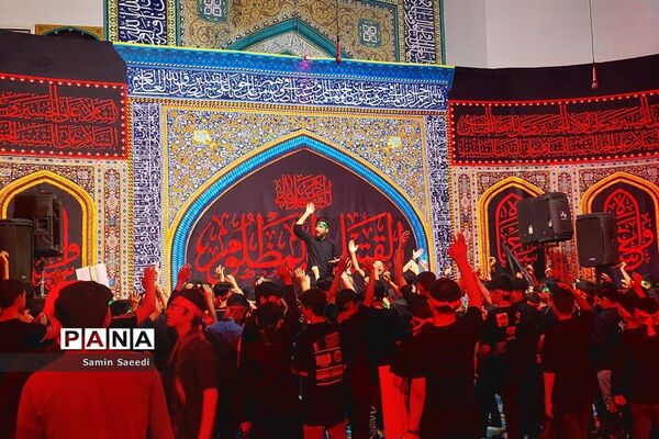 اجتماع بزرگ دانش‌آموزی در اعتراض به هتک حرمت به ساحت مقدس قرآن