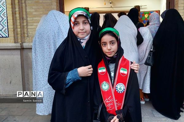 اجتماع بزرگ دانش‌آموزی در اعتراض به هتک حرمت به ساحت مقدس قرآن