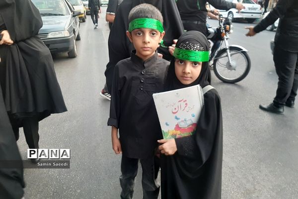 اجتماع بزرگ دانش‌آموزی در اعتراض به هتک حرمت به ساحت مقدس قرآن