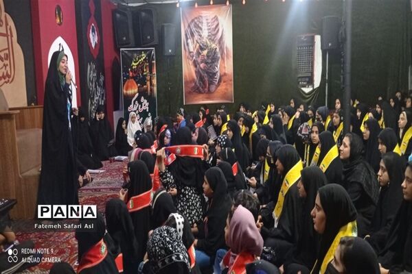 حضور پرشور دختران ناحیه چهار در دومین همایش دختران بانوی بهشت