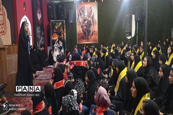 حضور پرشور دختران ناحیه چهار در دومین همایش دختران بانوی بهشت