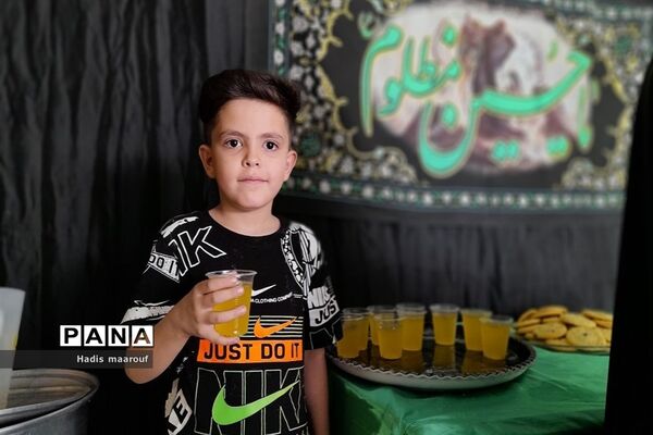 برپایی ایستگاه صلواتی ماه محرم در دبستان مهرآیین بهارستان 2