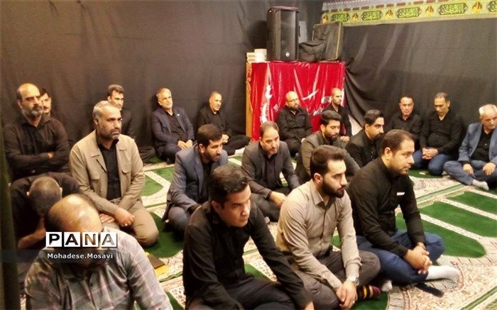 مراسم عزاداری در اداره آموزش و پرورش پاکدشت/فیلم