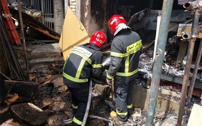 آتش‌سوزی انبار پلاستیک در تهران