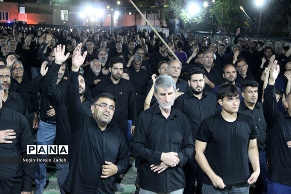 حضورمدیرکل آموزش و پرورش شهرستان‌های استان تهران درشب تاسوعای حسینی شهرستان اسلامشهر