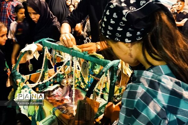 مراسم عزاداری شب نهم ماه محرم در بهارستان ۲