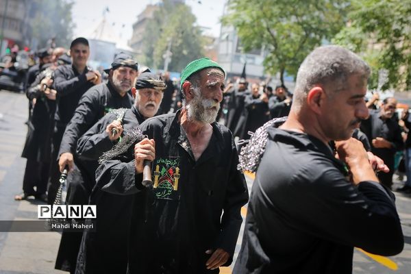 عزاداری تاسوعای حسینی (ع) در هیات کربلایی‌های مقیم تهران