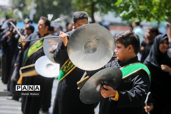 عزاداری تاسوعای حسینی (ع) در هیات کربلایی‌های مقیم تهران