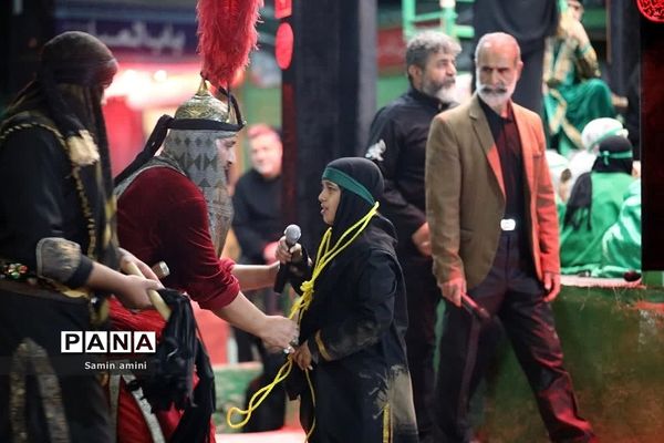 مراسم شبیه‌خوانی  روز تاسوعا در شهر رینه