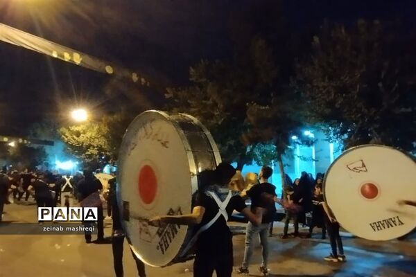 مراسم شب عاشورای حسینی در شهر آیینی ومذهبی نوش آباد