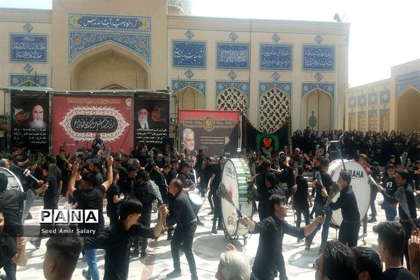 عزاداری تاسوعای حسینی در آرامگاه شهید مدرس کاشمر