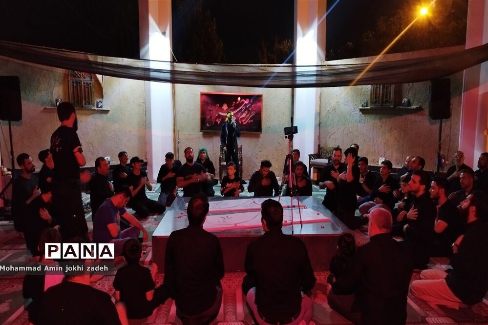 برگزاری مراسم عزاداری شب عاشورای حسینی در شهرستان رباط‌کریم