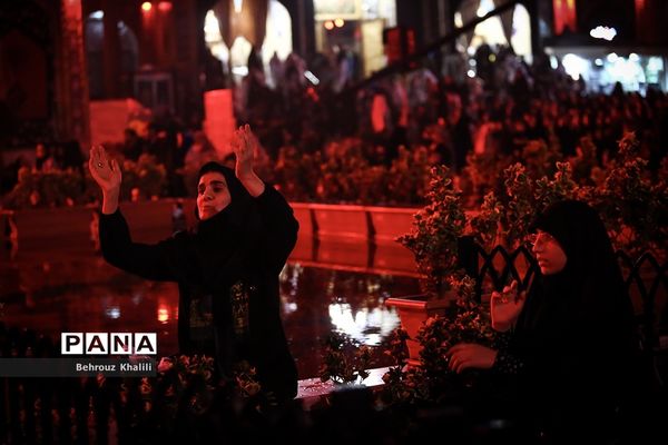 عزاداری شب عاشورای حسینی در امامزاده صالح(ع)