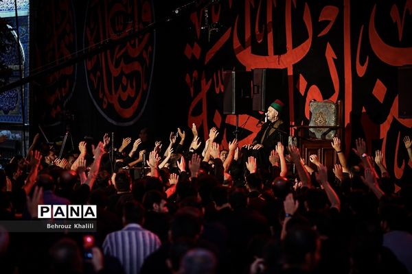 عزاداری شب عاشورای حسینی در امامزاده صالح(ع)