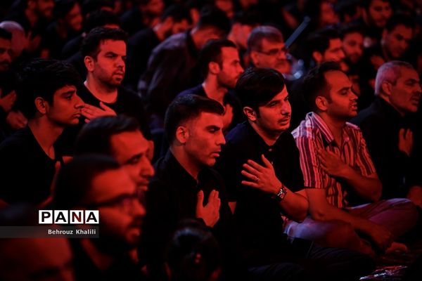 عزاداری شب عاشورای حسینی در امامزاده صالح(ع)