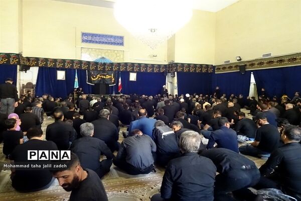اجتماع بزرگ عاشورا حسینی در پرند